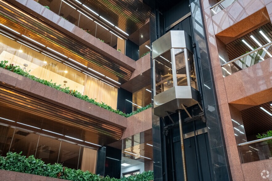 More Photos Of 2500 N Military Trl, Boca Raton Office For Lease