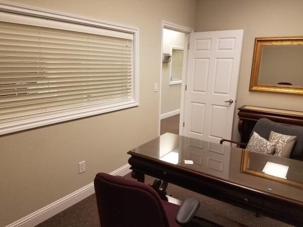 More Photos Of 613 W 11th St, Vancouver Medical For Sale