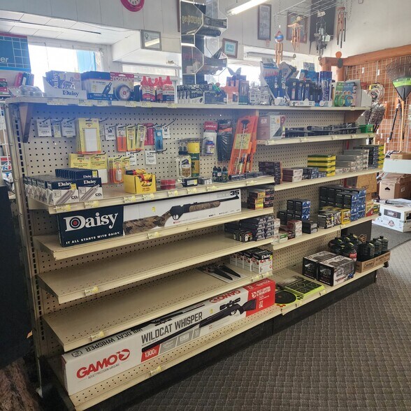 More Photos Of 104 S Main St, Evart Storefront For Sale