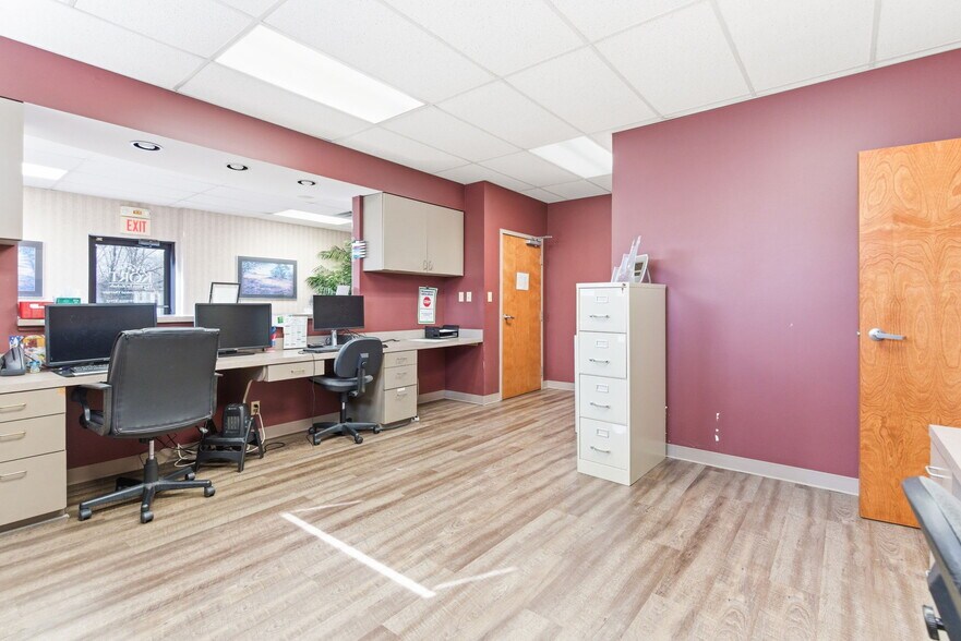 More Photos Of 4430 Crawford Ave, Louisville Medical For Lease