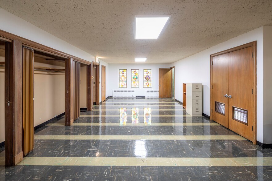 More Photos Of 3301 Byron, Chicago Religious Facility For Sale