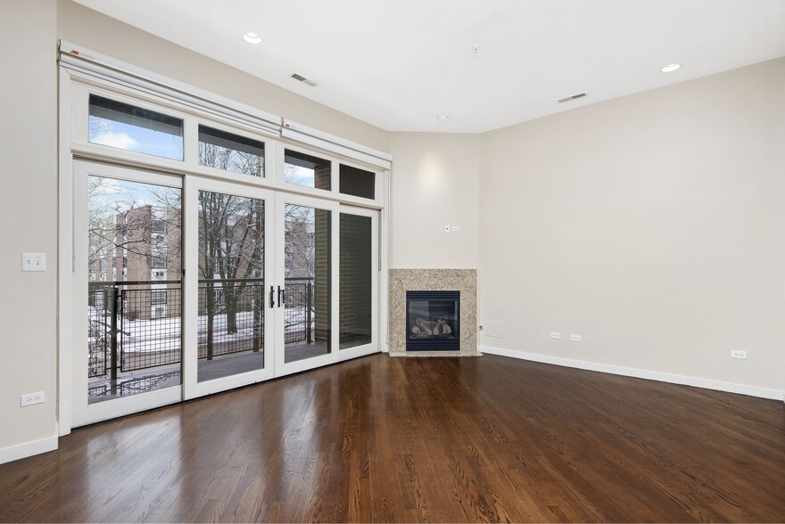 More Photos Of 479-483 N Harlem Ave, Oak Park Apartments For Lease