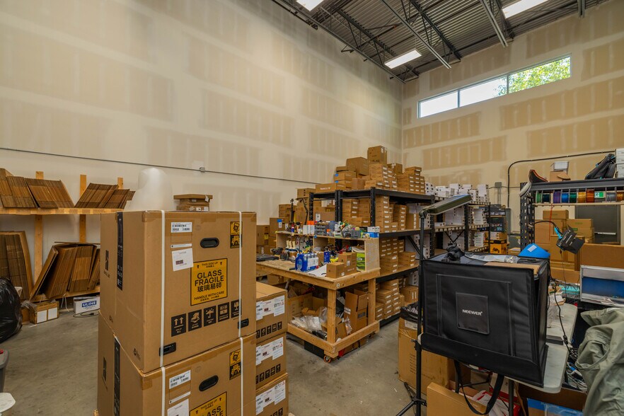 More Photos Of 8811 Laurel St, Vancouver Warehouse For Lease