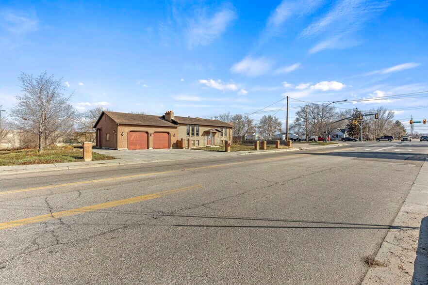 More Photos Of 2016 W 2300 N, Clinton Land For Sale