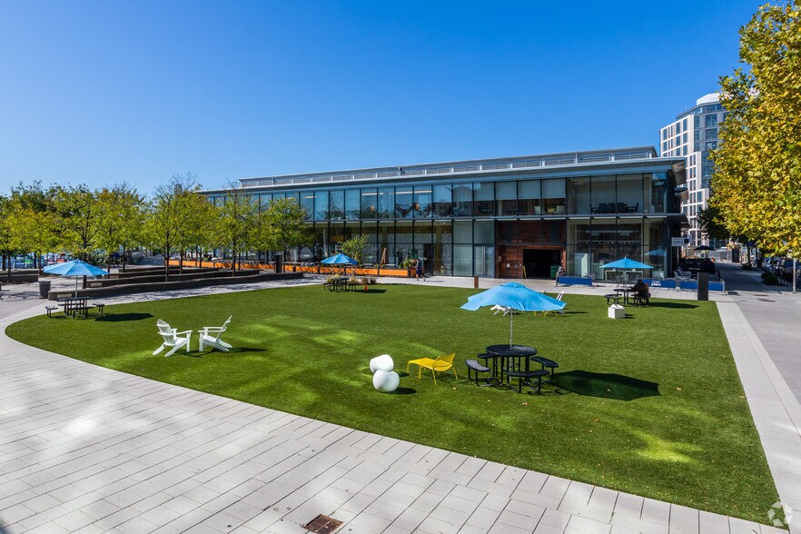 More Photos Of 301 Water St SE, Washington Office For Lease