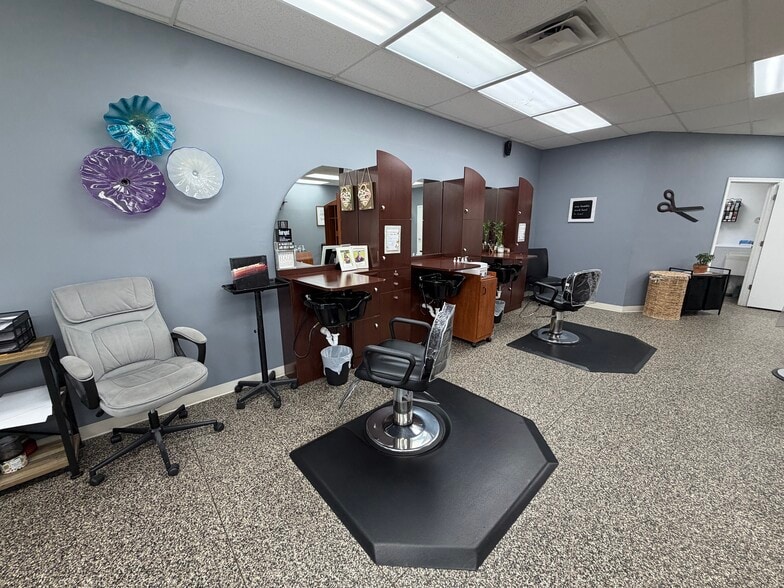 More Photos Of 26 S Miller St, Cedarville Office For Sale