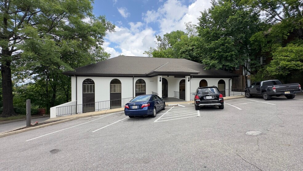 More Photos Of 1117 22nd St S, Birmingham Office For Lease