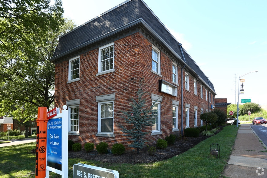 More Photos Of 889 S Brentwood Blvd, Clayton Medical For Lease