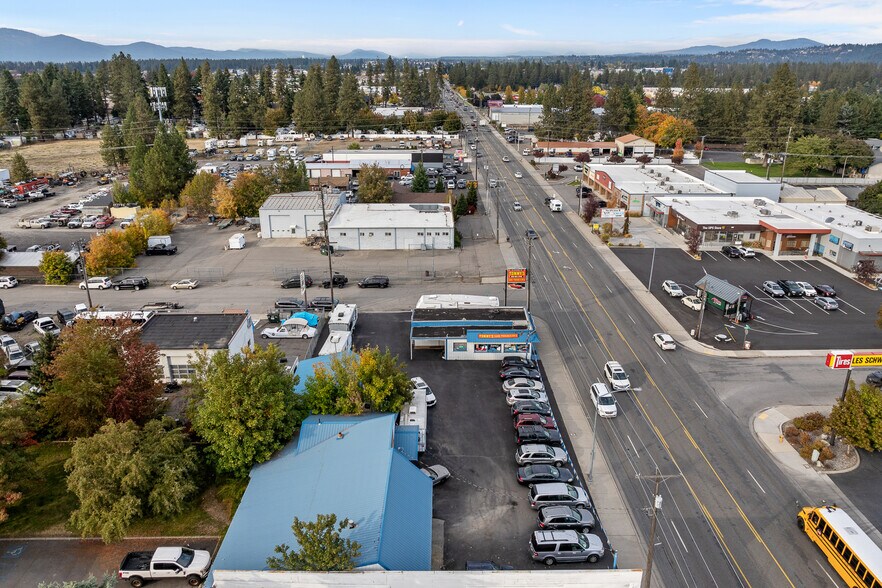 More Photos Of 2929 N Government Way, Coeur d'Alene Auto Dealership For Sale