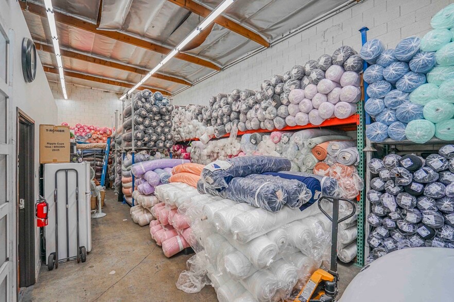 More Photos Of 1368 E Washington Blvd, Los Angeles Manufacturing For Sale