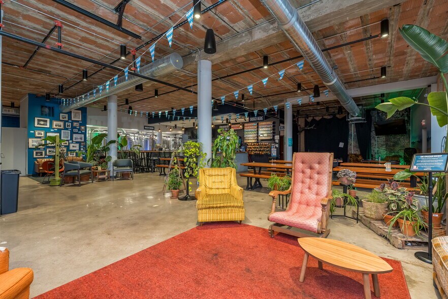 More Photos Of 108 S Minnesota Ave, Saint Peter Storefront Retail Office For Sale