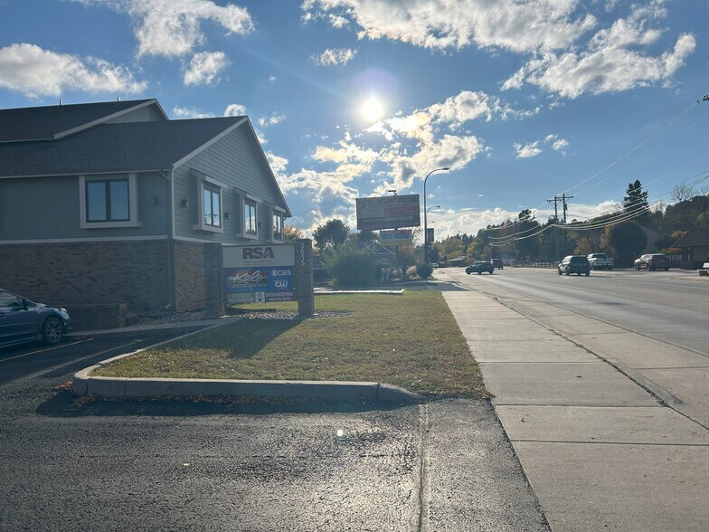 More Photos Of 3615 Canyon Lake Dr, Rapid City Loft Creative Space For Sale