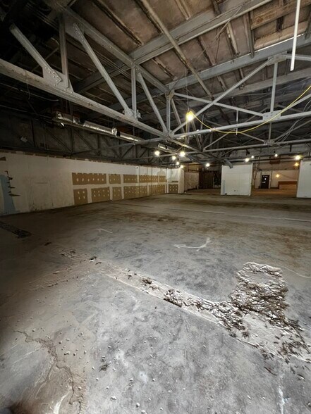More Photos Of 3301 Lancaster Pike, Wilmington Unknown For Lease