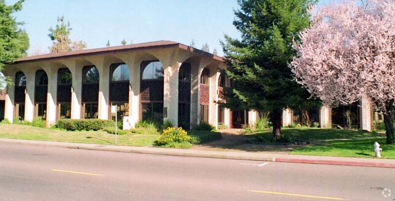 Primary Photo Of 650 University Ave, Sacramento Office For Sale