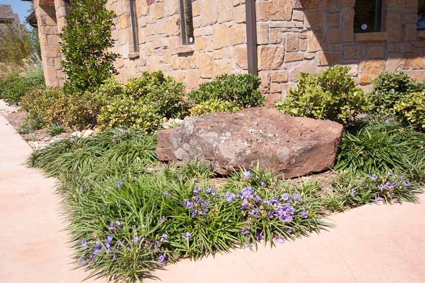 More Photos Of 749 E Gateway St, Abilene Office For Lease