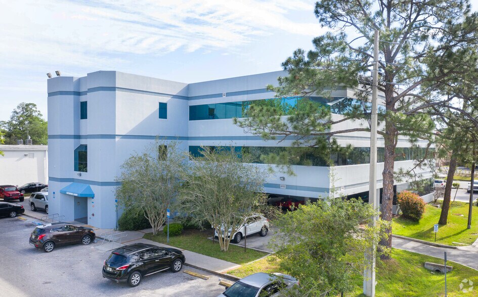 More Photos Of 3550 University Blvd S, Jacksonville Medical For Lease