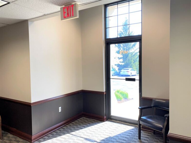 More Photos Of 1475-1495 W Main St, Tipp City Medical For Lease
