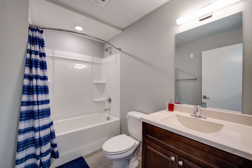 More Photos Of 603 East St, Parkville Multifamily For Sale