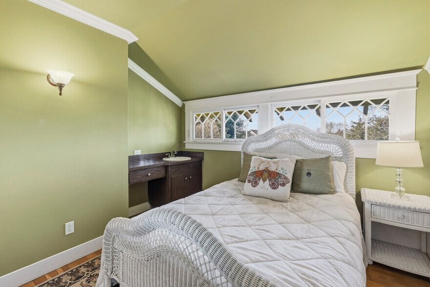 More Photos Of 5186 Gravenstein Hwy S, Sebastopol Restaurant For Sale