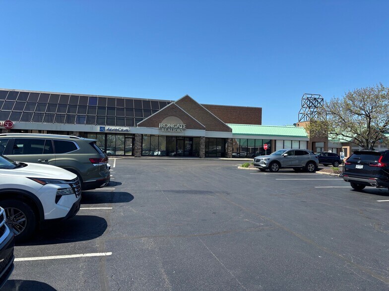 More Photos Of 4401-4491 Far Hills Ave, Dayton Unknown For Lease