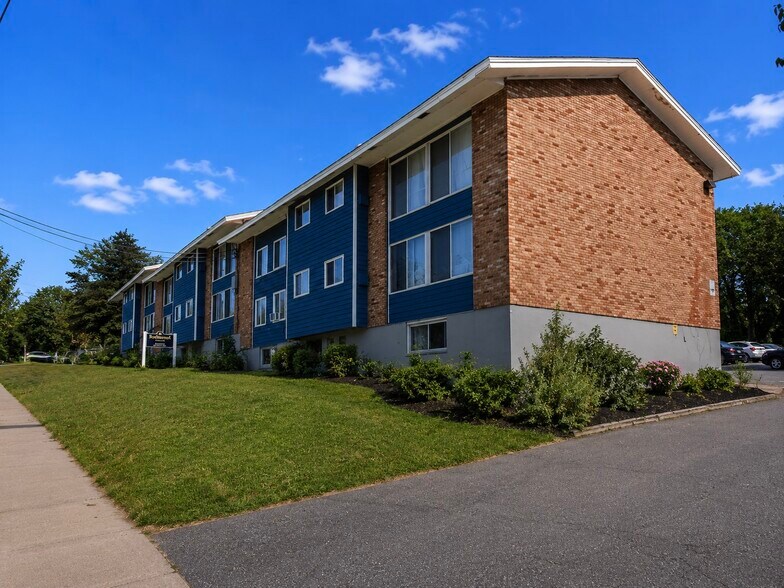 Primary Photo Of 1312 Butternut St, Syracuse Apartments For Sale