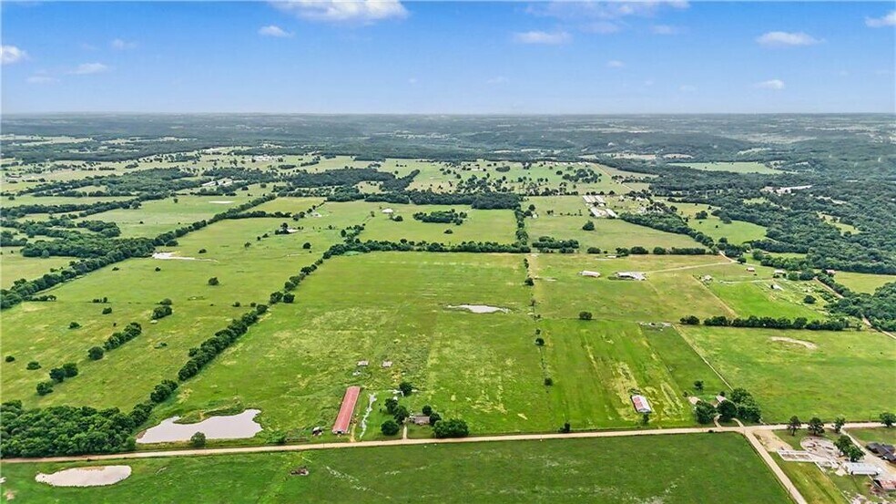 More Photos Of 9858 N State Line Rd, Maysville Land For Sale