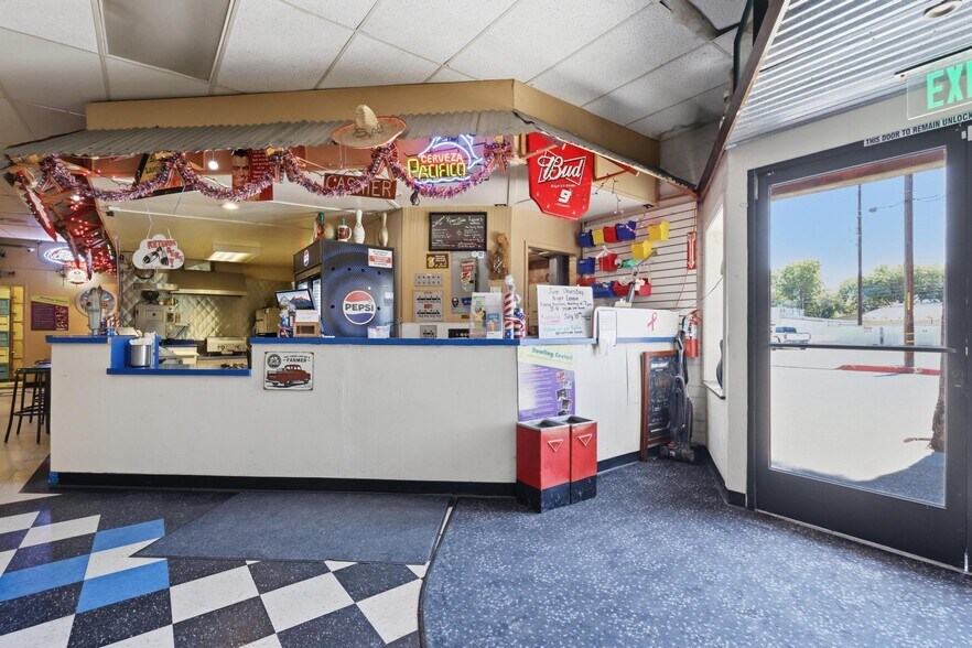 More Photos Of 420 Main St, Colusa Bowling Alley For Sale
