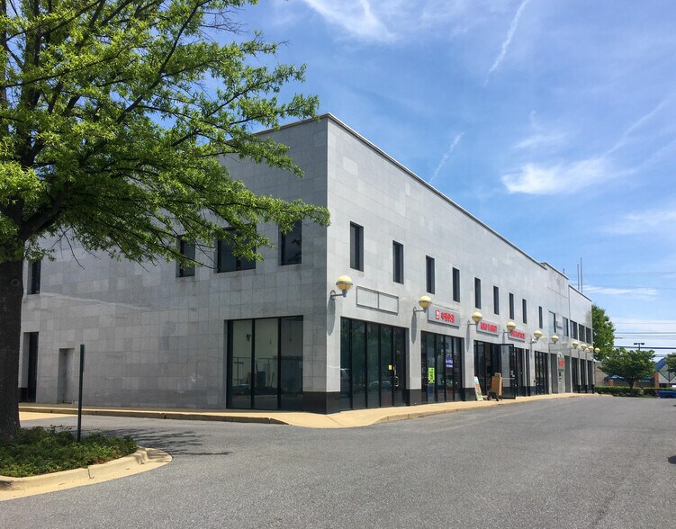 More Photos Of 650 Hungerford Dr, Rockville Medical For Lease