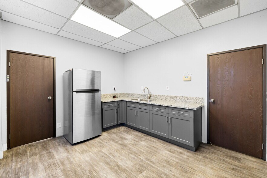 More Photos Of 2-72 N Central Ave, Upland Warehouse For Sale