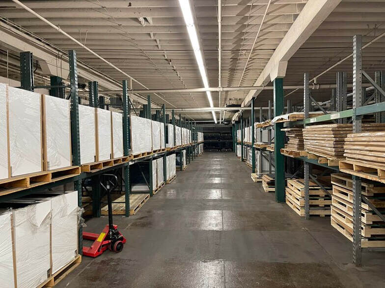 More Photos Of 2501 9th St, Rockford Warehouse For Sale