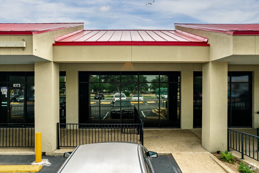 More Photos Of 8341-8381 Perrin Beitel Rd, San Antonio Unknown For Lease