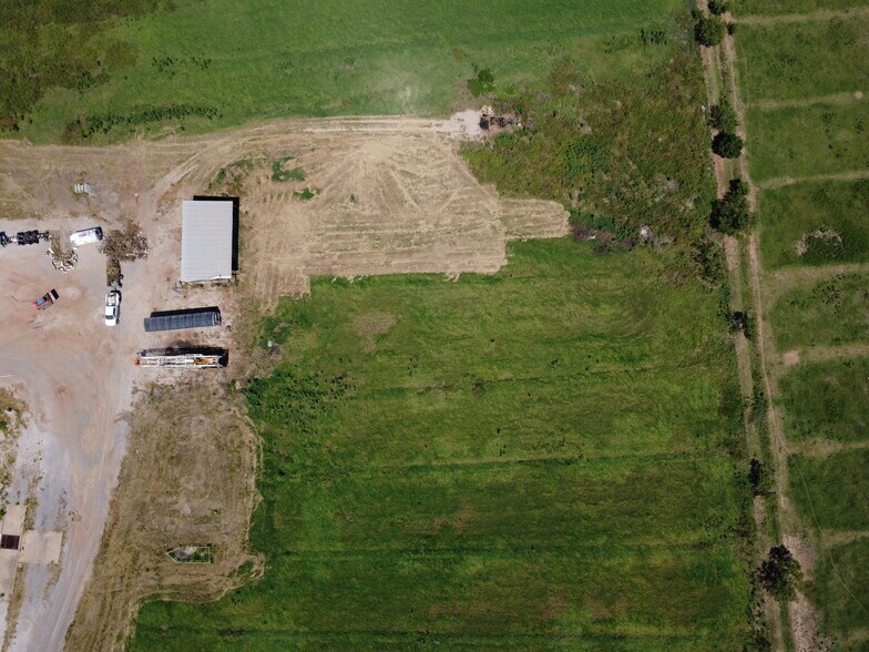 More Photos Of 2062 FM 368 S, Iowa Park Industrial For Sale