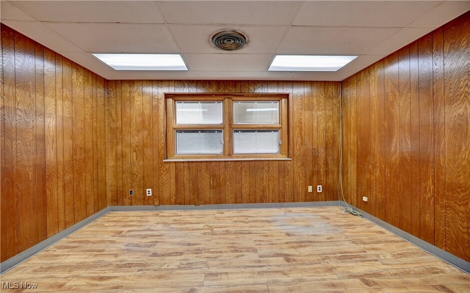 More Photos Of 422 S Green Rd, South Euclid Warehouse For Sale