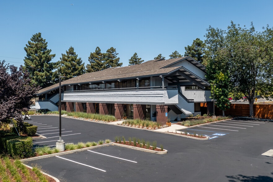 More Photos Of 1001 N Rengstorff Ave, Mountain View Office For Lease