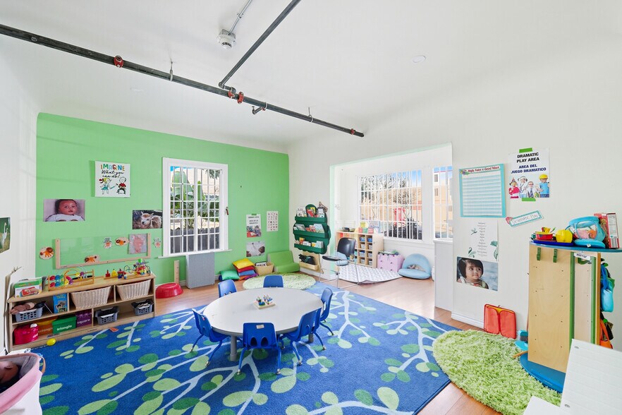 More Photos Of 522 W VERNON Ave, Los Angeles Daycare Center For Sale