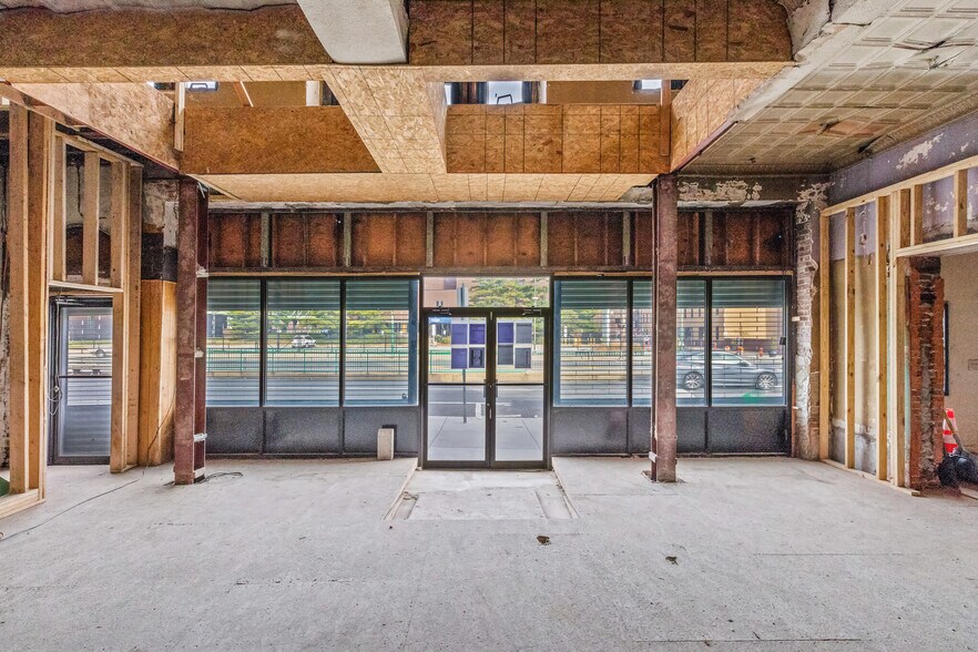 More Photos Of 800-804 W Girard Ave, Philadelphia Storefront Retail Office For Sale