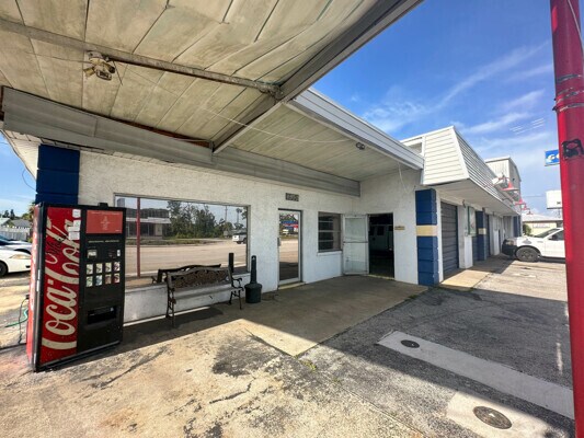 More Photos Of 1590 S McCall Rd, Englewood Auto Repair For Sale