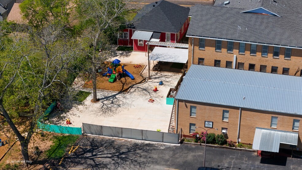 More Photos Of 247 S Barron St, Rusk Religious Facility For Sale