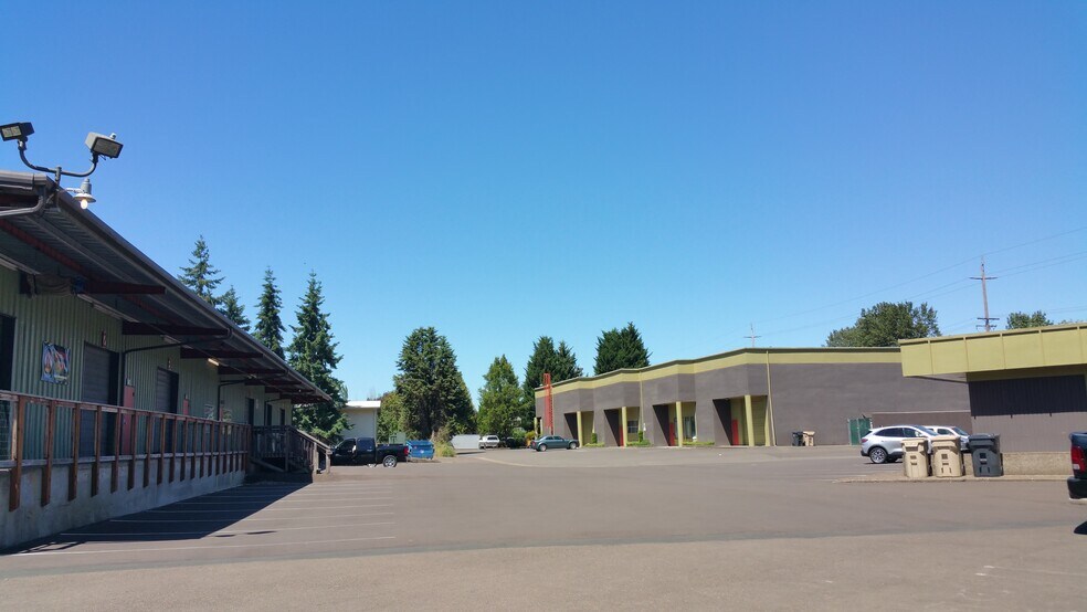 More Photos Of 1750-1780 SW 3rd St, Corvallis Warehouse For Sale