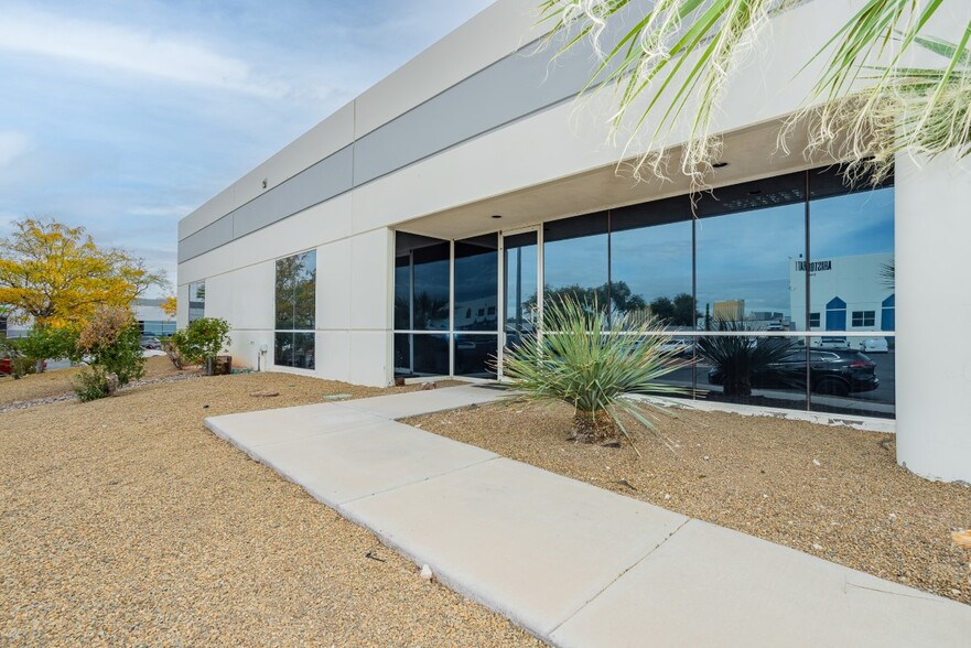 Primary Photo Of 3215 Birtcher Dr, Las Vegas Light Manufacturing For Lease