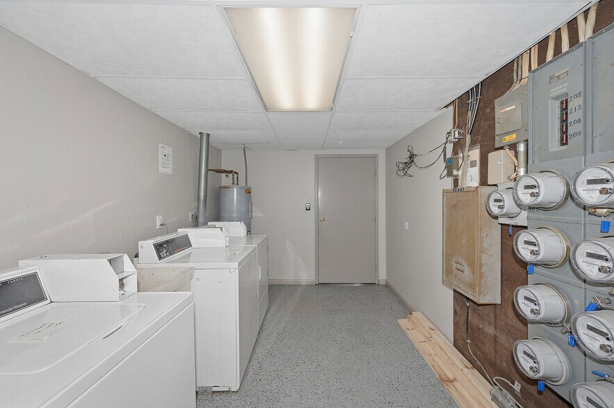 More Photos Of 3935-3939 Wilma Ct, Cincinnati Apartments For Sale