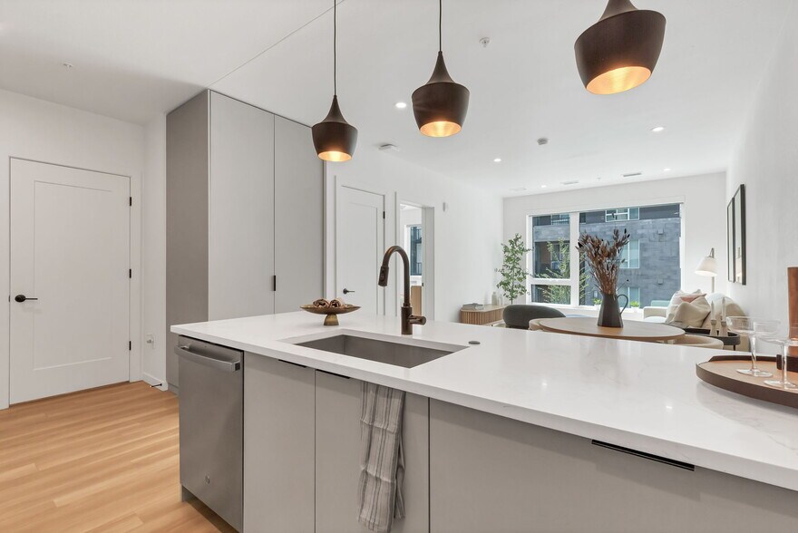 More Photos Of 1380 Uvalda St, Aurora Apartments For Lease