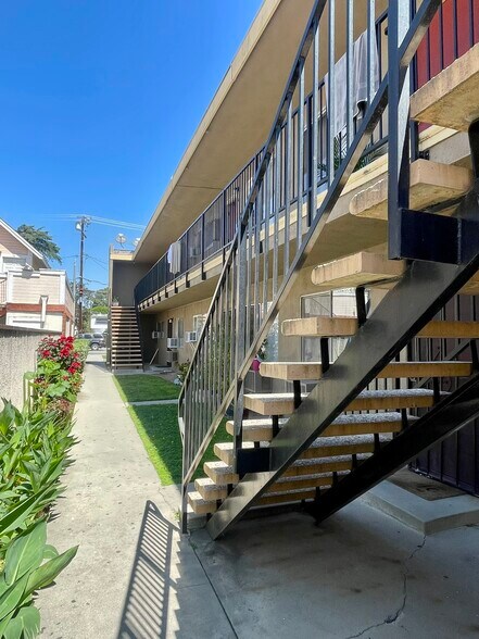 More Photos Of 524 W Williamson Ave, Fullerton Apartments For Sale