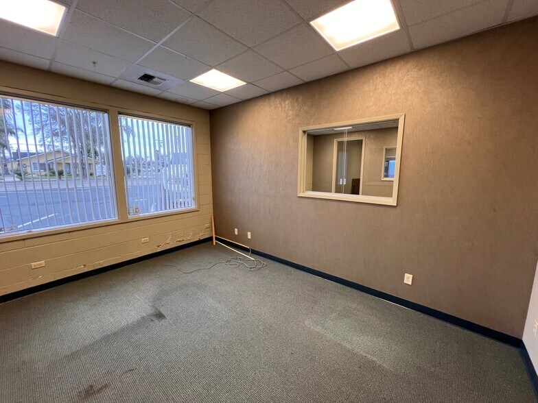 More Photos Of 44 N 3rd St, Patterson Office For Lease