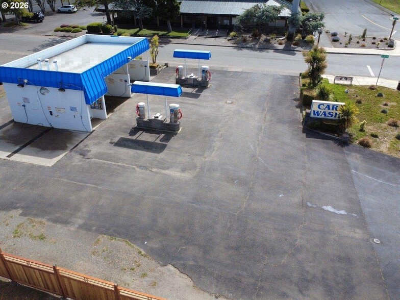 More Photos Of 542 Fir Ave, Reedsport Carwash For Sale