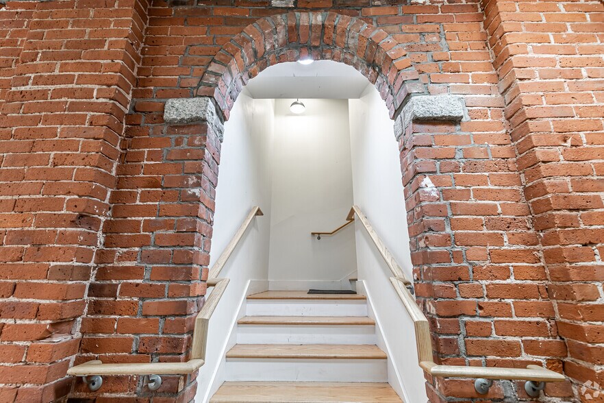 More Photos Of 51 N Main St, Southington Office For Lease