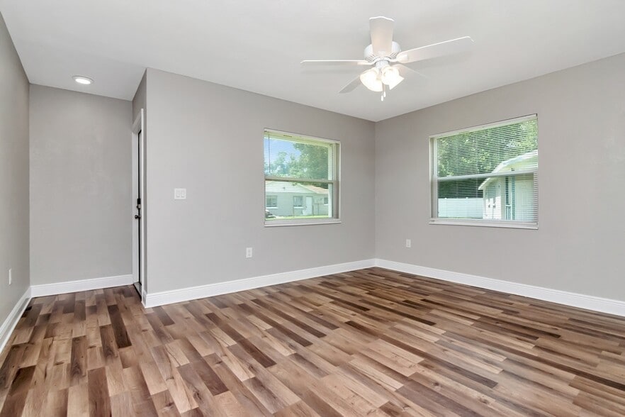 More Photos Of , Bradenton Multifamily For Sale