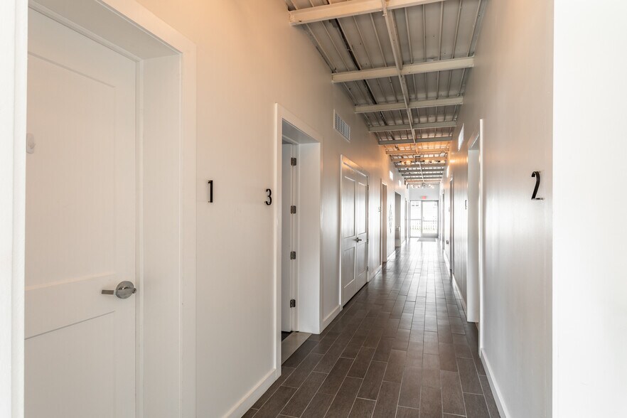 More Photos Of 800 Hilton Rd, Ferndale Loft Creative Space For Lease