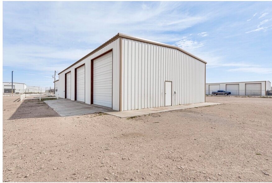 More Photos Of 4010 County 45 rd, Midland Industrial For Lease