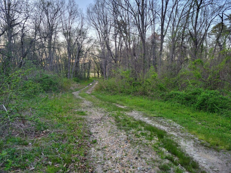 More Photos Of 999 US 25 Hwy, Hendersonville Land For Sale